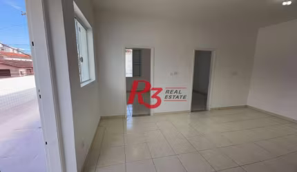 Sobreposta alta 3 dormitórios para locação  R$ 3.500,00 no Campo Grande em Santos