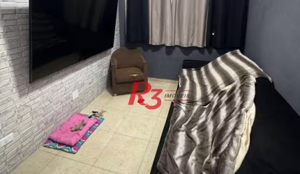 Apartamento com 2 dormitórios à venda, 70 m² por R$ 300.000,00 - Saboó - Santos/SP