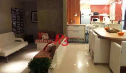 Casa com 4 dormitórios à venda, 250 m²