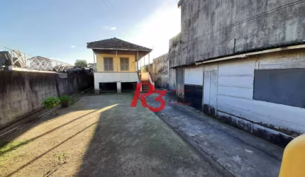 Terreno à venda no Macuco em Santos, 476 m², edícula completa ao fundo