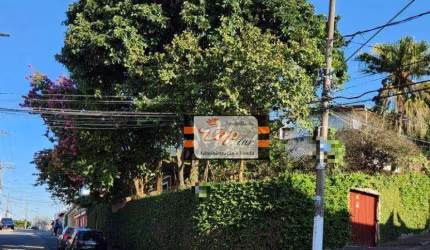 Casa com 4 dormitórios e 4 vagas à Venda, 172 m² por R$ 725.000