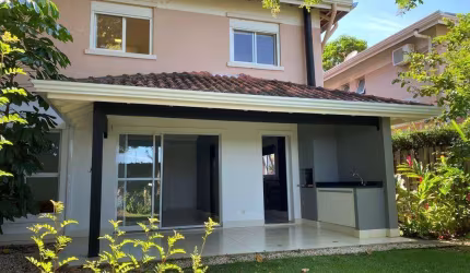 Sobrado à venda em Campinas, Jardim das Paineiras, com 3 suítes, com 175 m²