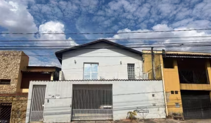 Sobrado à venda em Campinas, Jardim Nova Europa, com 3 quartos, com 172 m²