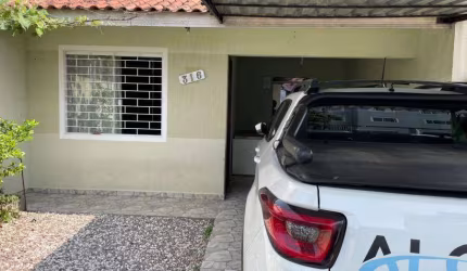 Casa com 3 quartos à venda na Rua Tijucas do Sul, 316, Afonso Pena, São José dos Pinhais por R$ 490.000