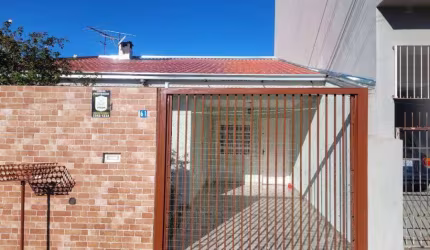 Casa com 3 quartos à venda na Rua Doutor Flávio Zetola, Três Marias, São José dos Pinhais por R$ 580.000