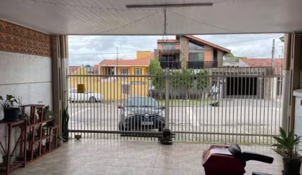 Casa com 2 quartos à venda na Rua Otávio Claudino de Camargo, 199, Cruzeiro, São José dos Pinhais por R$ 450.000