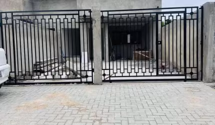 Casa com 3 quartos à venda na Rua Sergipe, 000, Boneca do Iguaçu, São José dos Pinhais por R$ 810.000