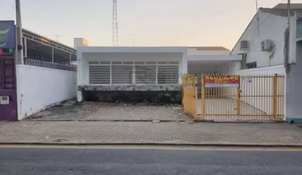 Casa para alugar, 422 m² por R$ 7.500,00/mês - Centro - Salto/SP