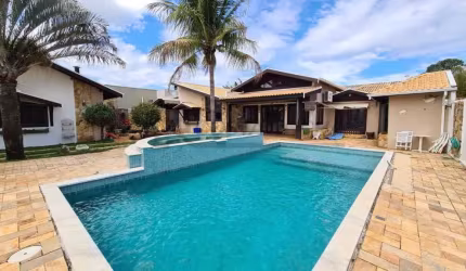 Casa com 4 dormitórios à venda, 434 m² por R$ 1.370.000,00 - Condomínio Haras São Luiz - Salto/SP