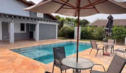 Casa com 3 dormitórios à venda, 322 m² por R$ 2.100.000,00 - Condomínio Terras de Mont Serrat - Salto/SP
