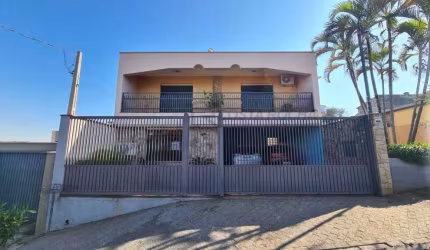 Casa com 3 dormitórios à venda, 307 m² por R$ 750.000,00 - Vila Henrique - Salto/SP