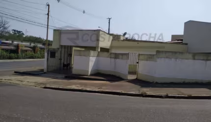 Casa com 3 dormitórios à venda, 120 m² por R$ 365.000 - Jardim Três Marias - Salto/SP
