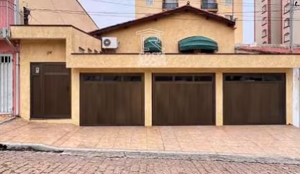 Casa com 3 dormitórios à venda, 238 m² por R$ 580.000,00 - Vila Romão - Salto/SP