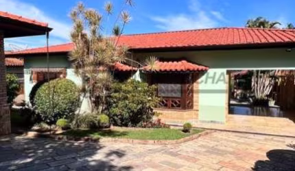Casa com 4 dormitórios à venda, 300 m² por R$ 1.800.000,00 - Condomínio Zuleika Jabour - Salto/SP