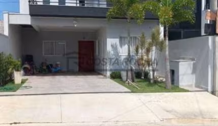 Casa à venda, 201 m² por R$ 690.000,00 - Condomínio Guarujá - Salto/SP