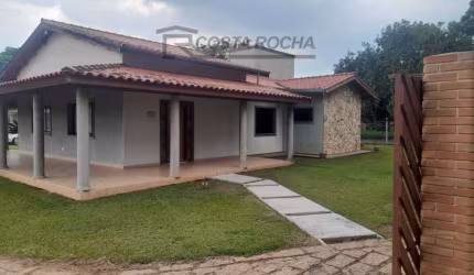 Chácara com 3 dormitórios à venda, 3287 m² por R$ 1.600.000,00 - Chácara Halter - Salto/SP