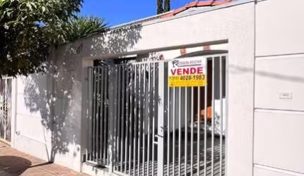 Casa com 3 dormitórios à venda, 125 m² por R$ 490.000,00 - Centro - Salto/SP