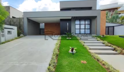 Casa à venda, 235 m² por R$ 2.800.000,00 - Condomínio Villas do Golfe - Itu/SP