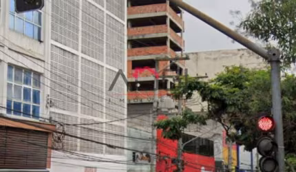Oportunidade Comercial no Coração da Zona Sul: Espaço Estratégico na Praça Floriano Peixoto