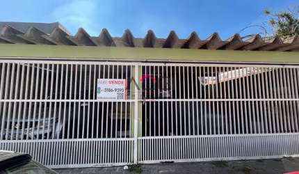 Casa térrea com 3 dormitórios, 3 vagas, excelente localização ? Jardim Caravelas