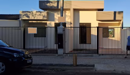 Linda Casa Assobradada 2 Quartos 1 suite UEL