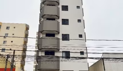 Apartamento  Ed. Silvertone rua Uruguai Centro