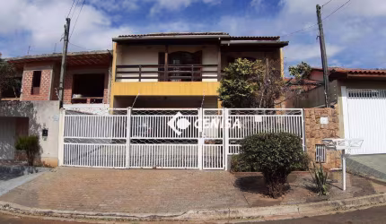 Casa com 4 quartos à venda, 234 m² - Jardim Regina - Indaiatuba/SP