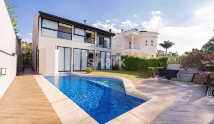 Casa a venda por R$ 4.500.000,00 em Alphaville - SP