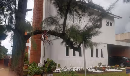 Casa à venda por R$ 2.500.000,00 em Alphaville, Santana de Parnaíba-SP