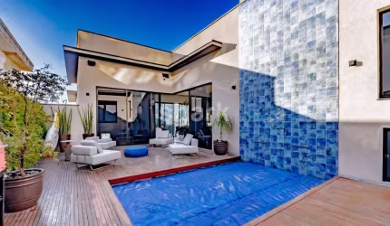 Casa para venda  por R$ 3.500.000,00 em Alphaville, Santana de Parnaíba-SP