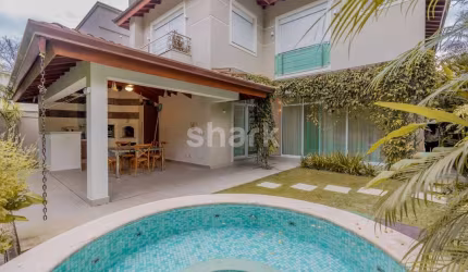 Casa à venda por R$ 3.900.000,00 em Alphaville - Santana de Parnaíba
