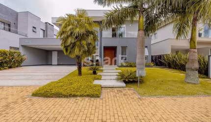 Casa à por R$ 4.400.000,00 em Alphaville - Santana De Parnaíba