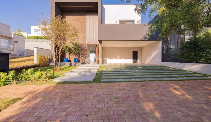 Casa a Venda em Alphaville - Santana de Parnaiba R$ 4.985.000,00