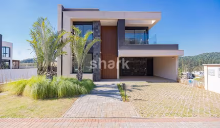 Casa nova para venda por R$ 4.300.000,00 no Tamboré, Santana de Parnaíba-SP