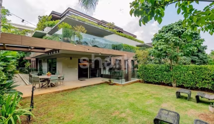 Casa à venda por R$12.000.000 no Alto de Pinheiros, São Paulo, SP