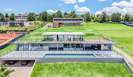 Casa para venda por R$ 23.760.000,00 ou locação por R$ 135.000,00/mês em Bragança Paulista-SP