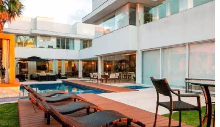 Casa à venda por R$ 32.000.000,00 em Alphaville Santana de Parnaíba, SP