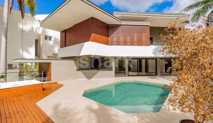 Casa para venda por R$ 9.500.000,00 em Alphaville, Barueri - SP