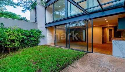 Casa para venda por R$ 7.500.000,00 em condomínio fechado no Jardim Guedala, São Paulo - SP