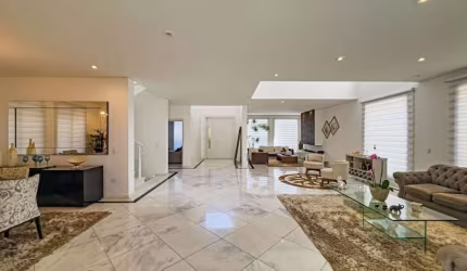Casa a venda por R$ 6.500.000,00 em Alphaville, Santana de Parnaíba - SP