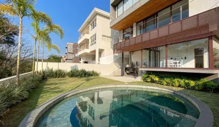 Casa para venda por R$ 5.300.000,00 em Alphaville, Santana de Parnaíba-SP
