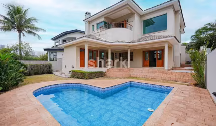 Casa à venda por R$ 5.500.000,00 em Alphaville - Barueri