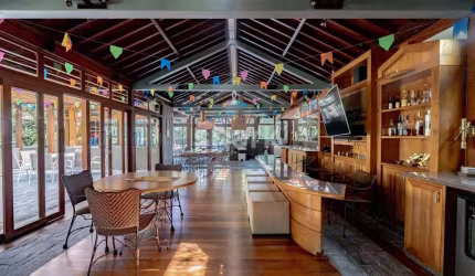 Casa à venda por R$ 16.000.000 em Alphaville, Barueri-SP