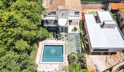 Casa para venda e locação em Cidade Jardim - SP.