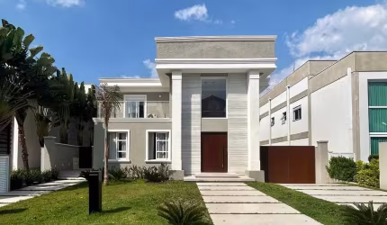 Casa à venda por R$ 8.600.000,00 em Alphaville - SP