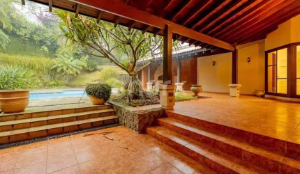 Casa para locação por R$ 18.000,00 em Alphaville -Barueri -SP