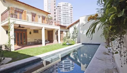 Casa à venda por R$ 6.200.000,00 em Alto de Pinheiros, São Paulo, SP