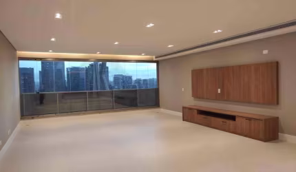 Apartamento para venda por R$ 6.800.000,00 e locação por R$ 32.000,00 no Real Parque, São Paulo, SP