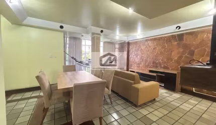 Apartamento com 3 quartos à venda na Rua Oito de Dezembro, Graça, Salvador, 117 m2 por R$ 460.000