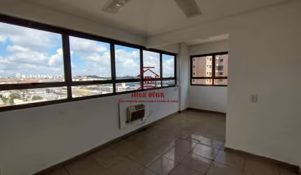 Sala Comercial para Venda em São Caetano do Sul, Santo Antônio, 2 banheiros, 1 vaga